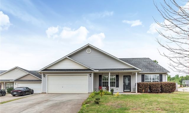 138 Strawberry Place