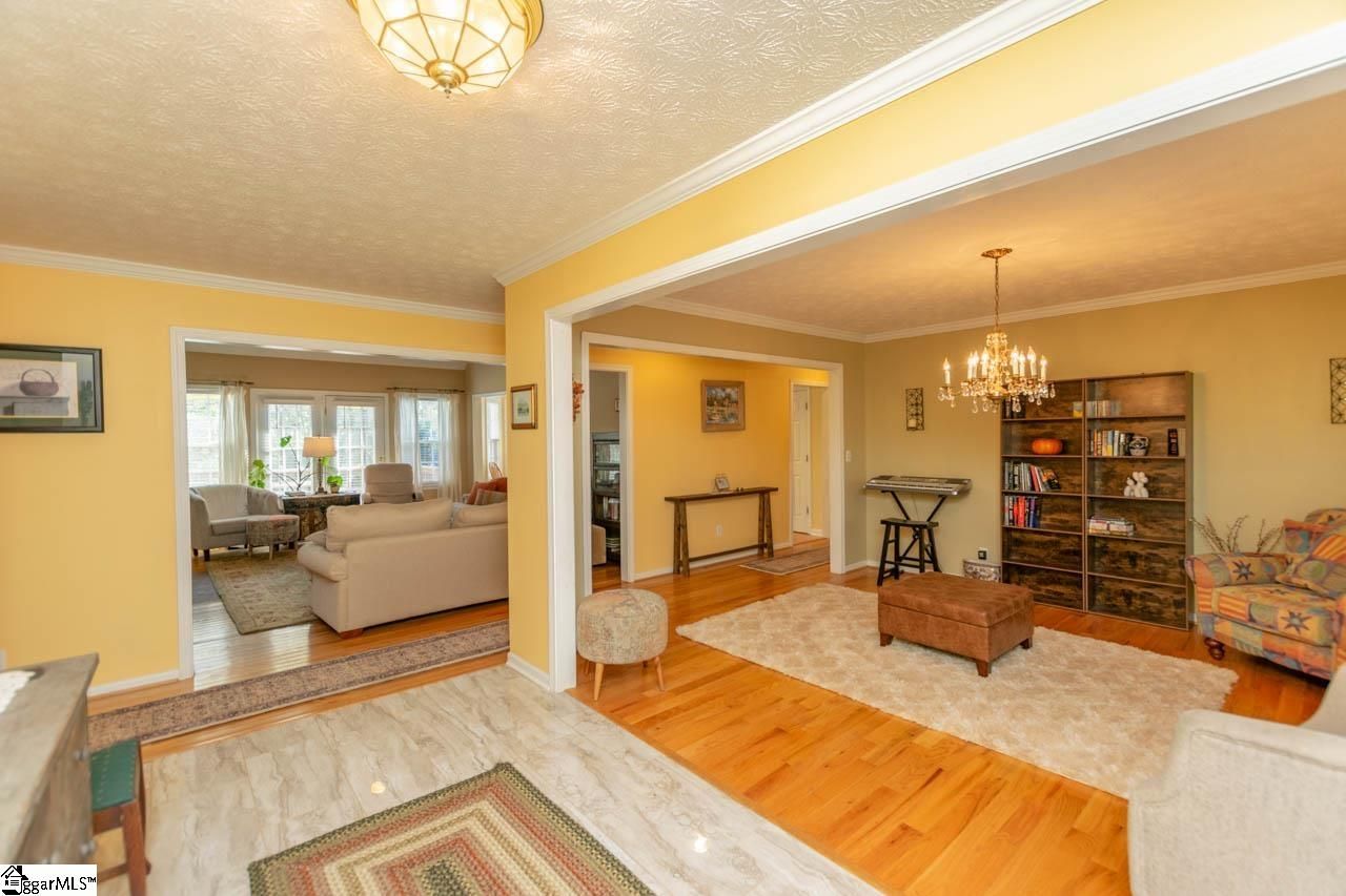 Property image 3 at 250 Shannon Lake Circle, Greenville, SC 29615