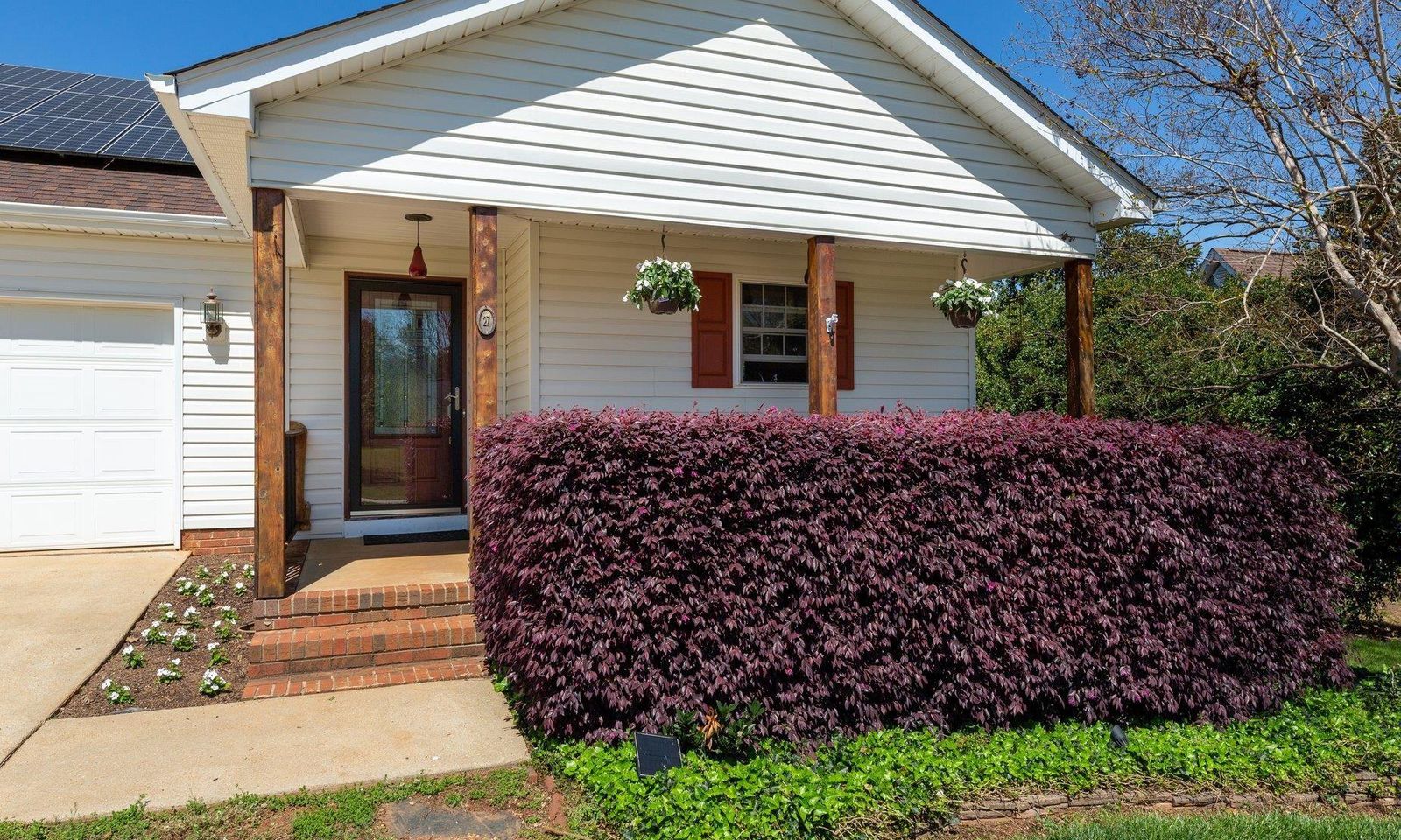 Property image 5 at 27 Raynes Court, Taylors, SC 29687