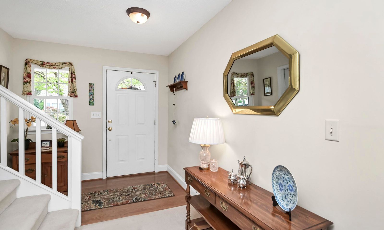 Property image 5 at 102 Summit Square, Columbia, SC 29229