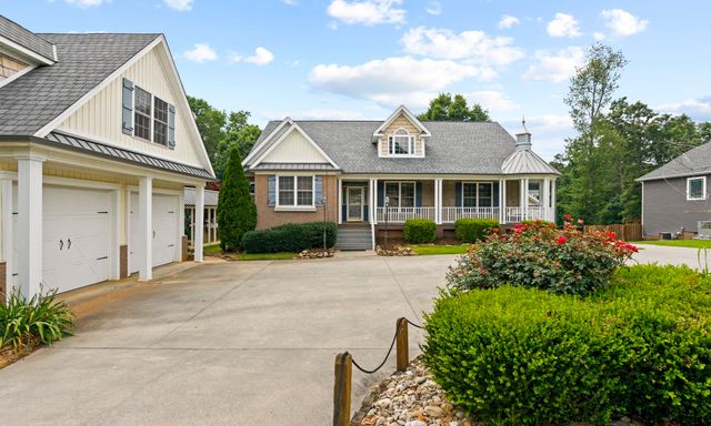 106 Woodcross Way