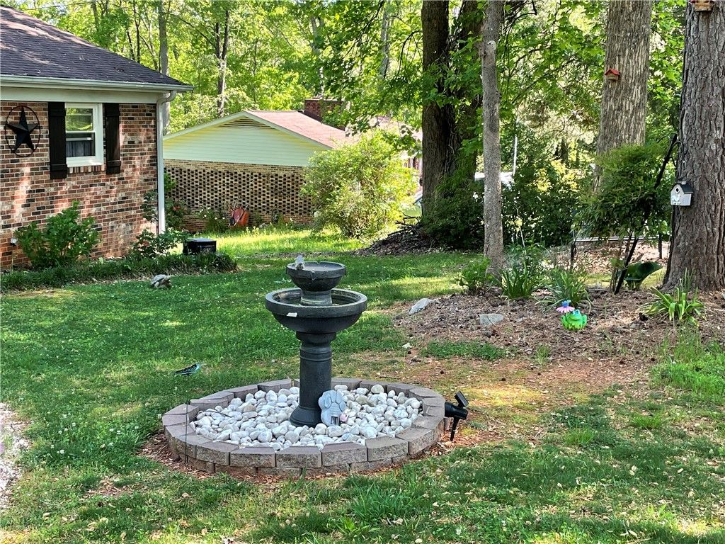 Property image 4 at 623 Springwood Drive, Seneca, SC 29672