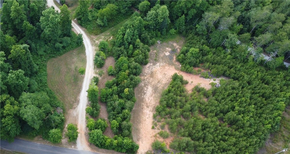 Main image of property at 204 Laurel Hill Drive, Walhalla, SC 29691