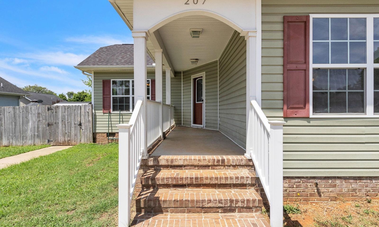 Property image 3 at 207 Old Paris Mountain Road, Greenville, SC 29609-4518
