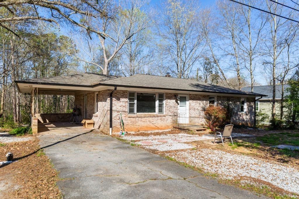 Property image 3 at 1100 Royal Summit Drive, Seneca, SC 29678
