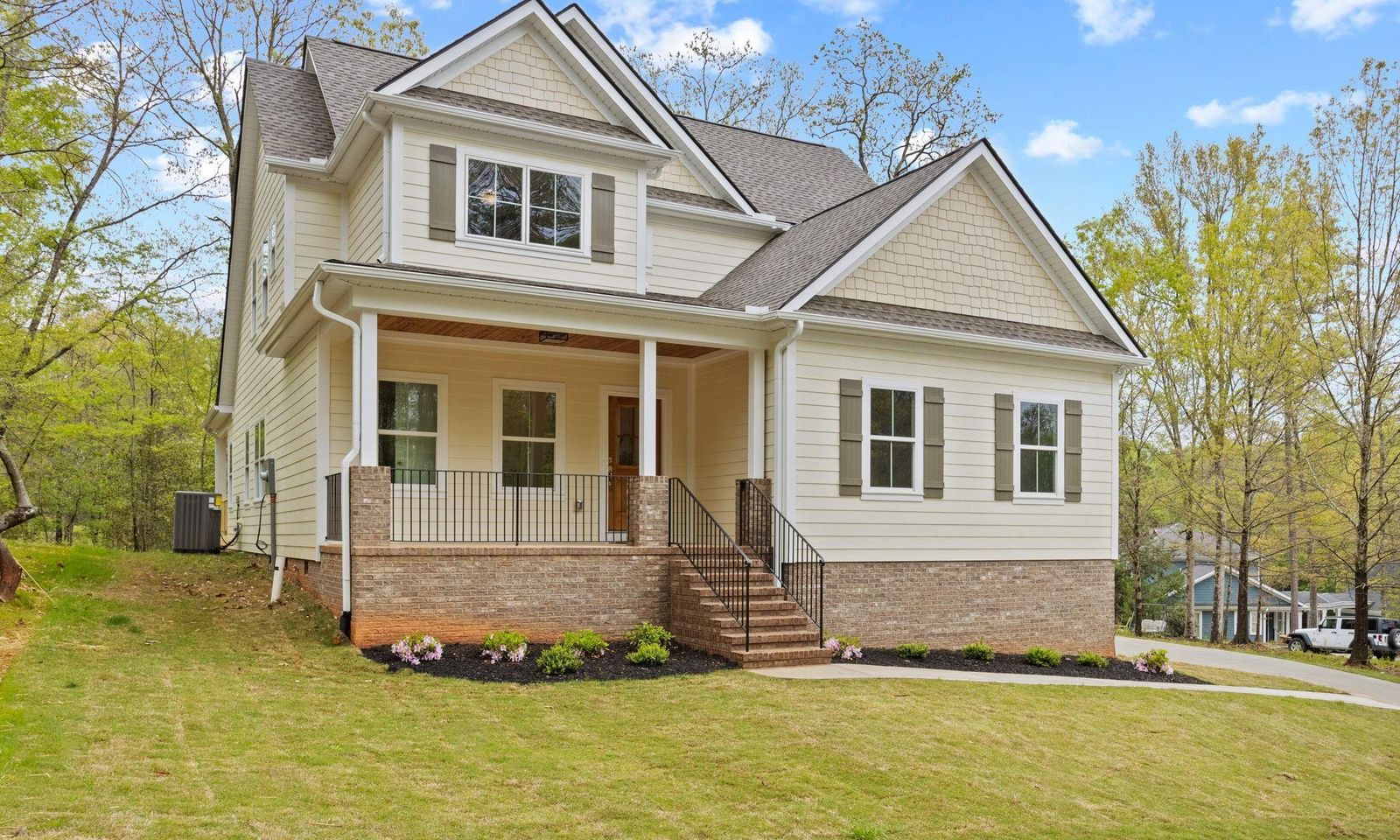 Property image 2 at 135 Old Compton Street, Pendleton, SC 29670