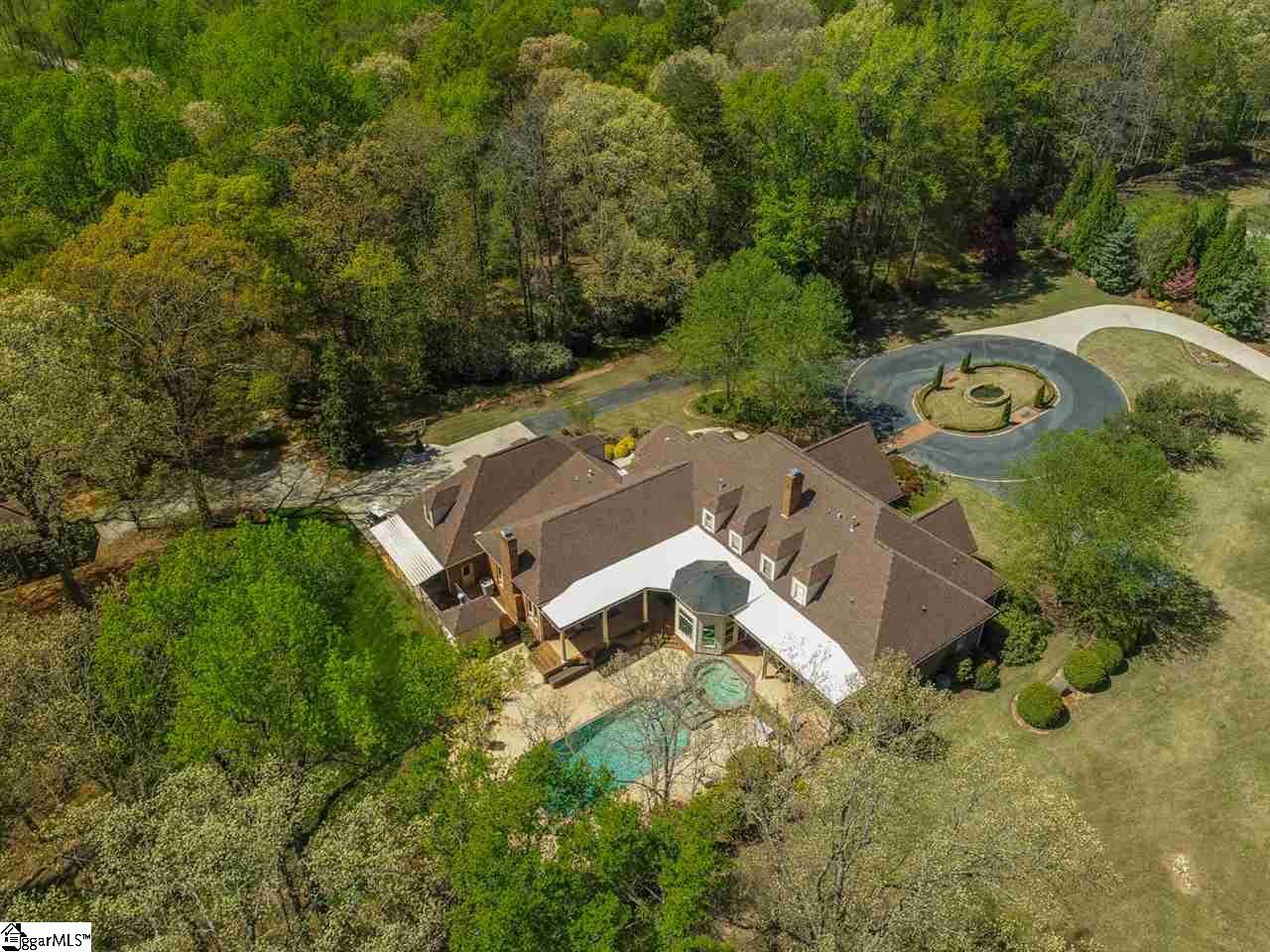 Property image 2 at 614 Lancashire Court, Greenville, SC 29615