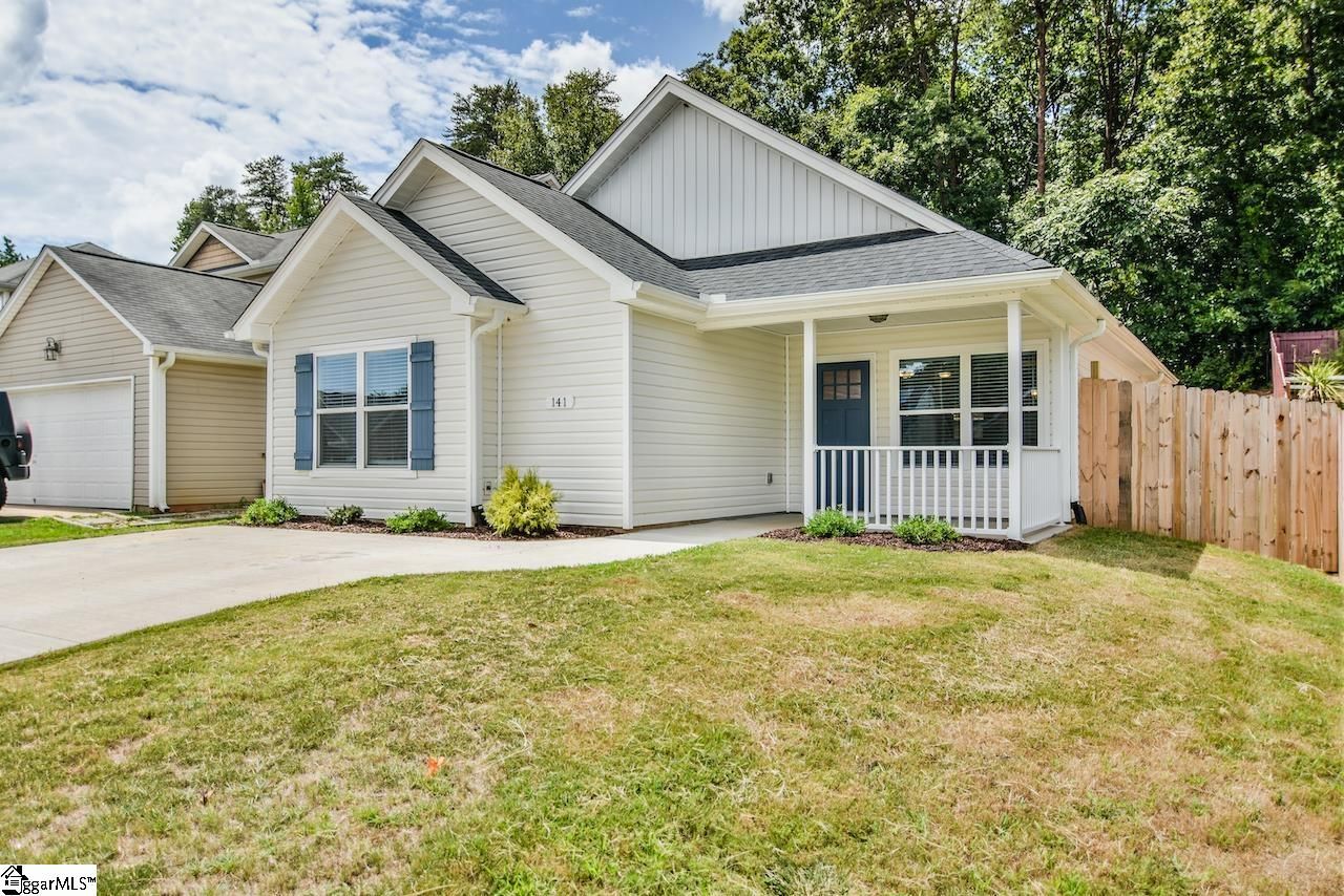 Property image 2 at 141 Cosmos Lane, Greer, SC 29651