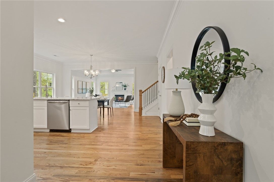 Property image 5 at 135 Old Compton Street, Pendleton, SC 29670