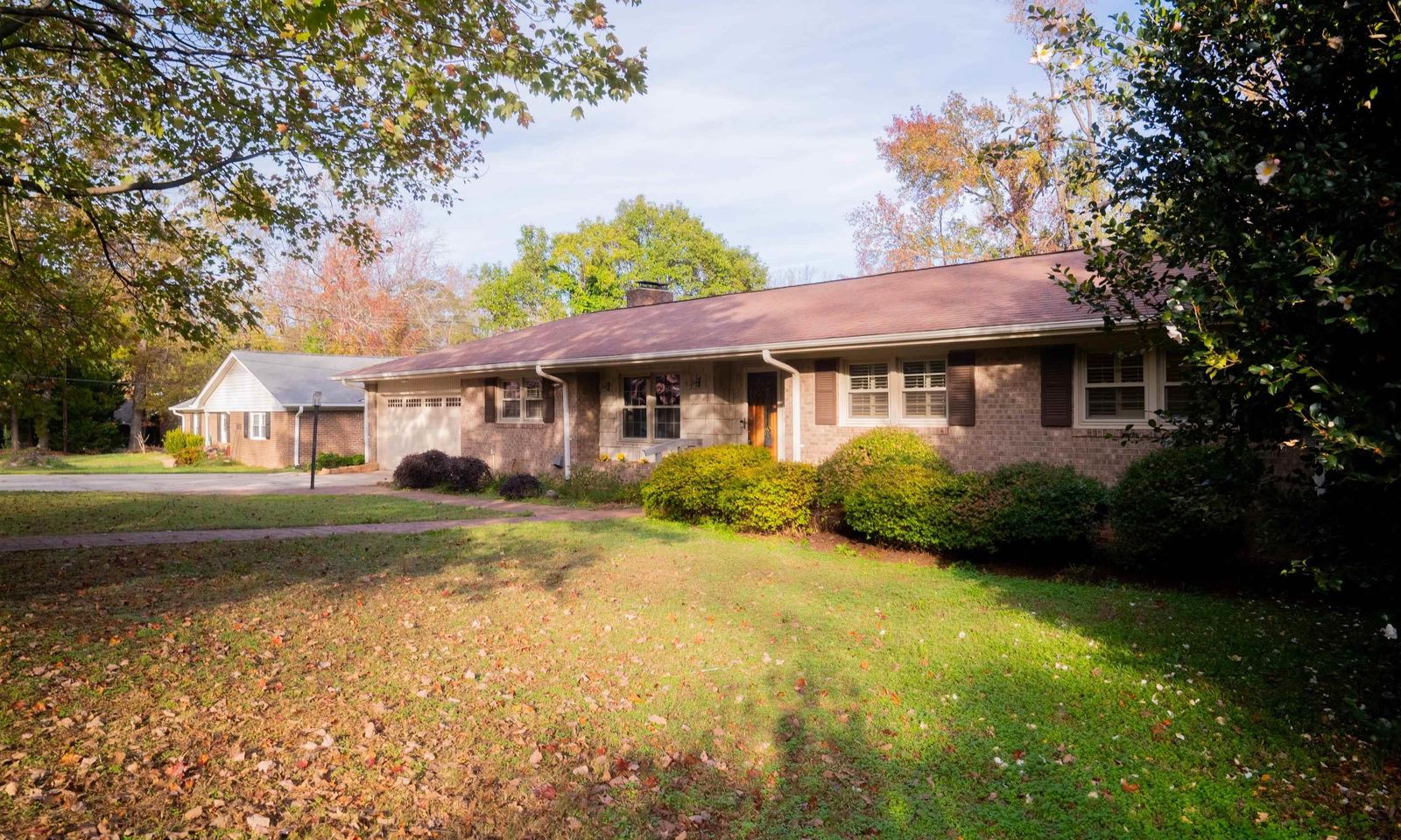 Property image 1 at 5 Holmsby Lane, Taylors, SC 29687
