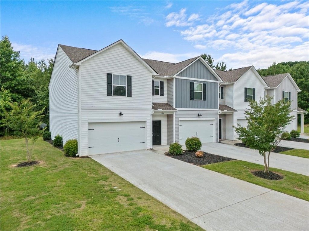 Property image 2 at 132 Heritage Place Drive, Pendleton, SC 29670