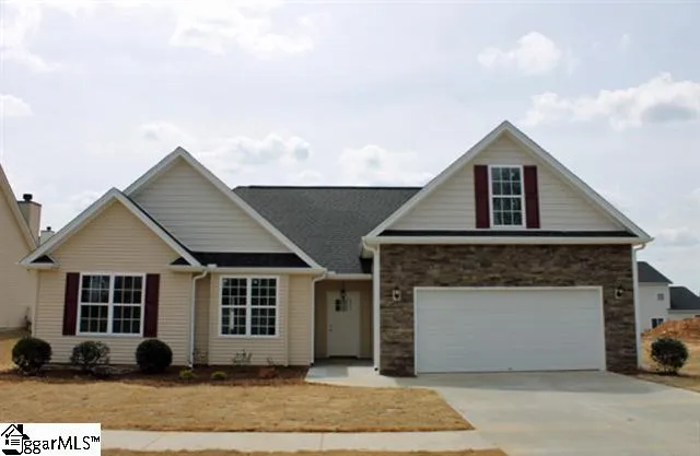 Property image 1 at 105 Kingsdale Court, Simpsonville, SC 29681