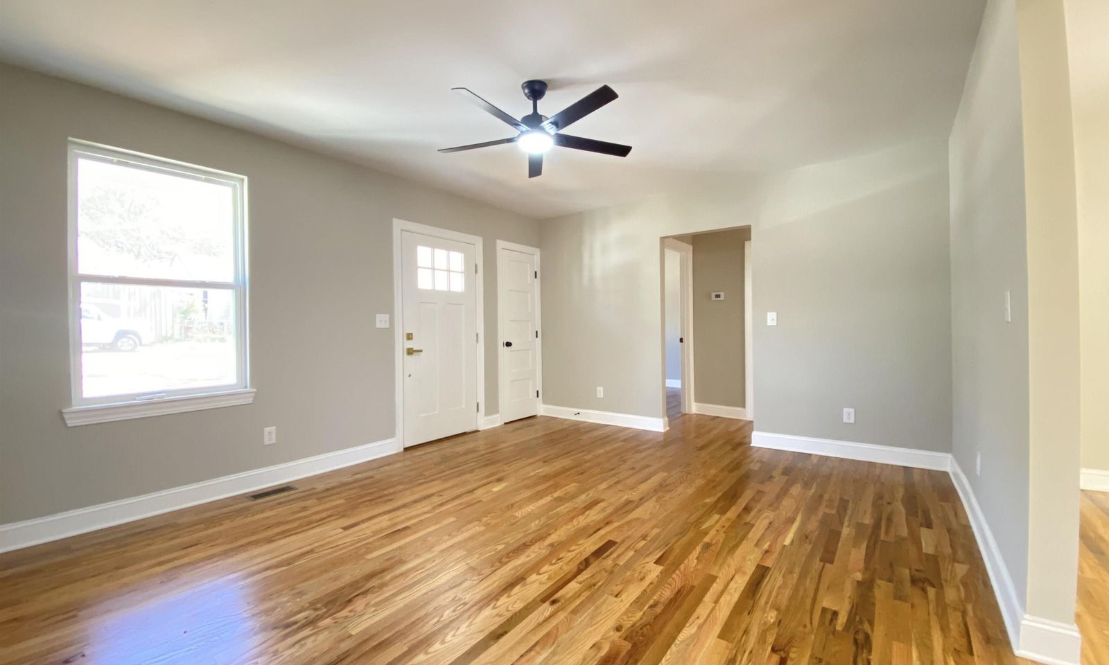 Property image 5 at 10 Sunshine Avenue, Greenville, SC 29609