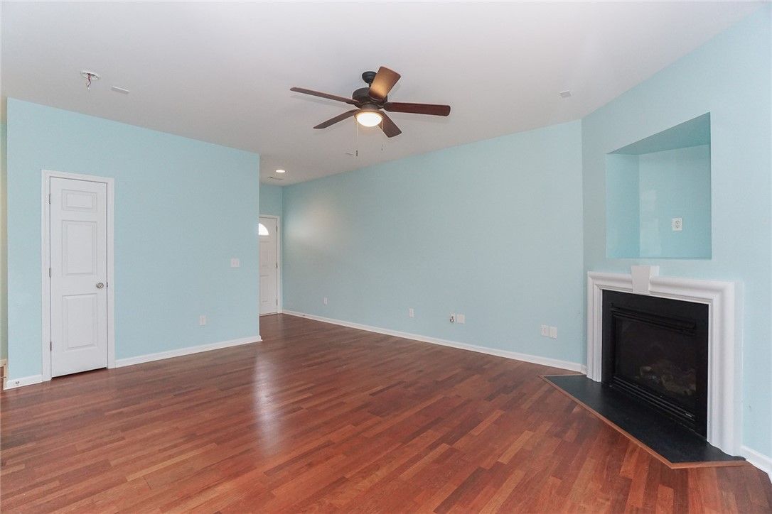 Property image 3 at 122 Pin Oak Court, Easley, SC 29642