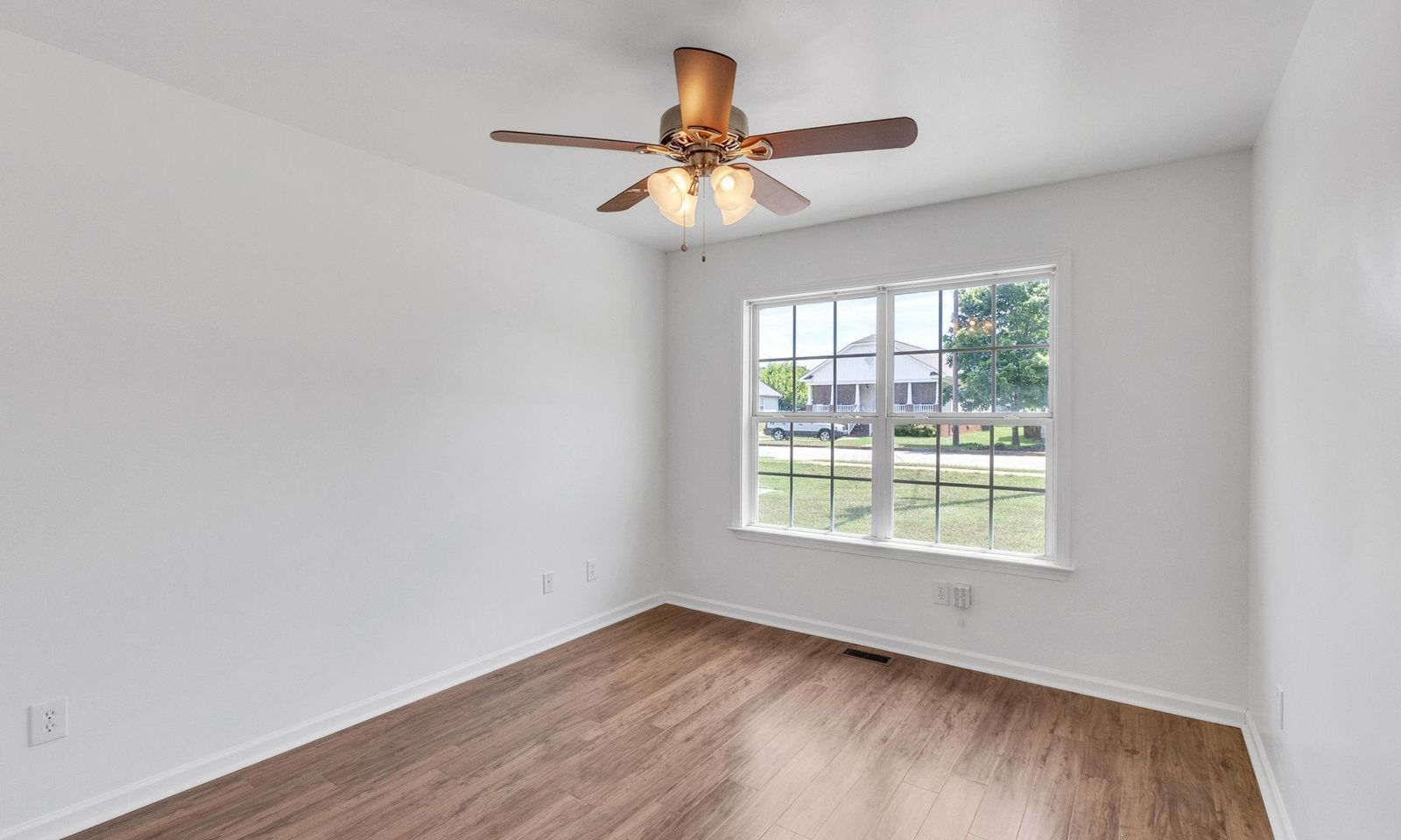 Property image 5 at 207 Old Paris Mountain Road, Greenville, SC 29609-4518