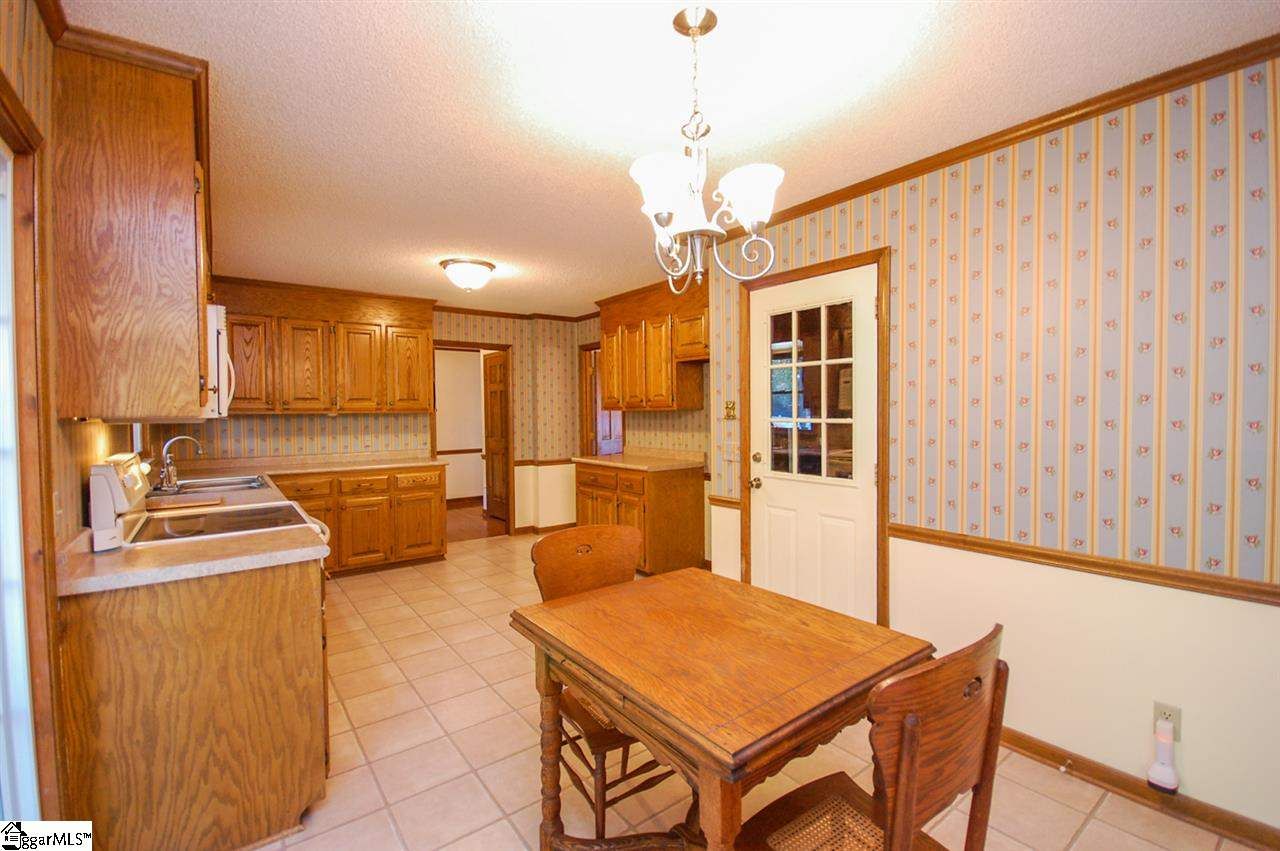 Property image 5 at 405 Bradley Court, Greenville, SC 29615