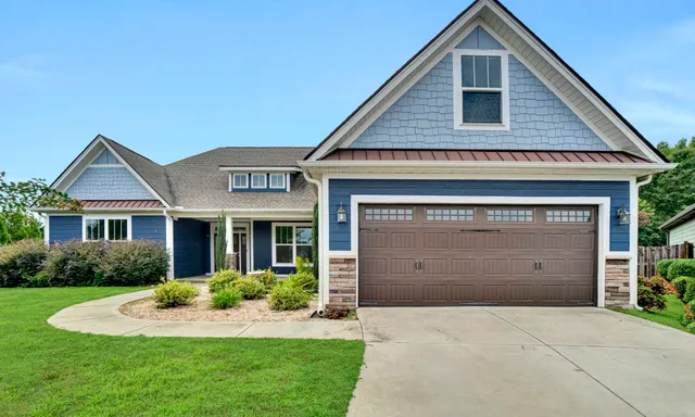 1013 Anglian Place