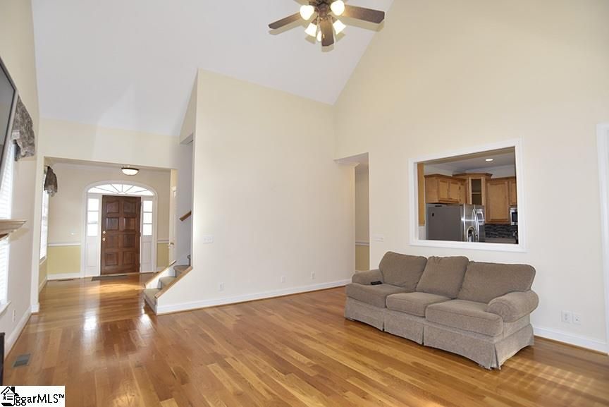 Property image 5 at 1 Cunningham Point Court, Greer, SC 29651