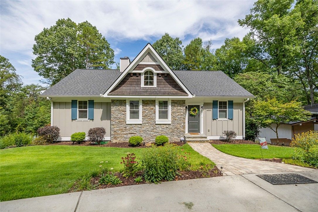 Main image of property at 211 Dogwood Road, Townville, SC 29689