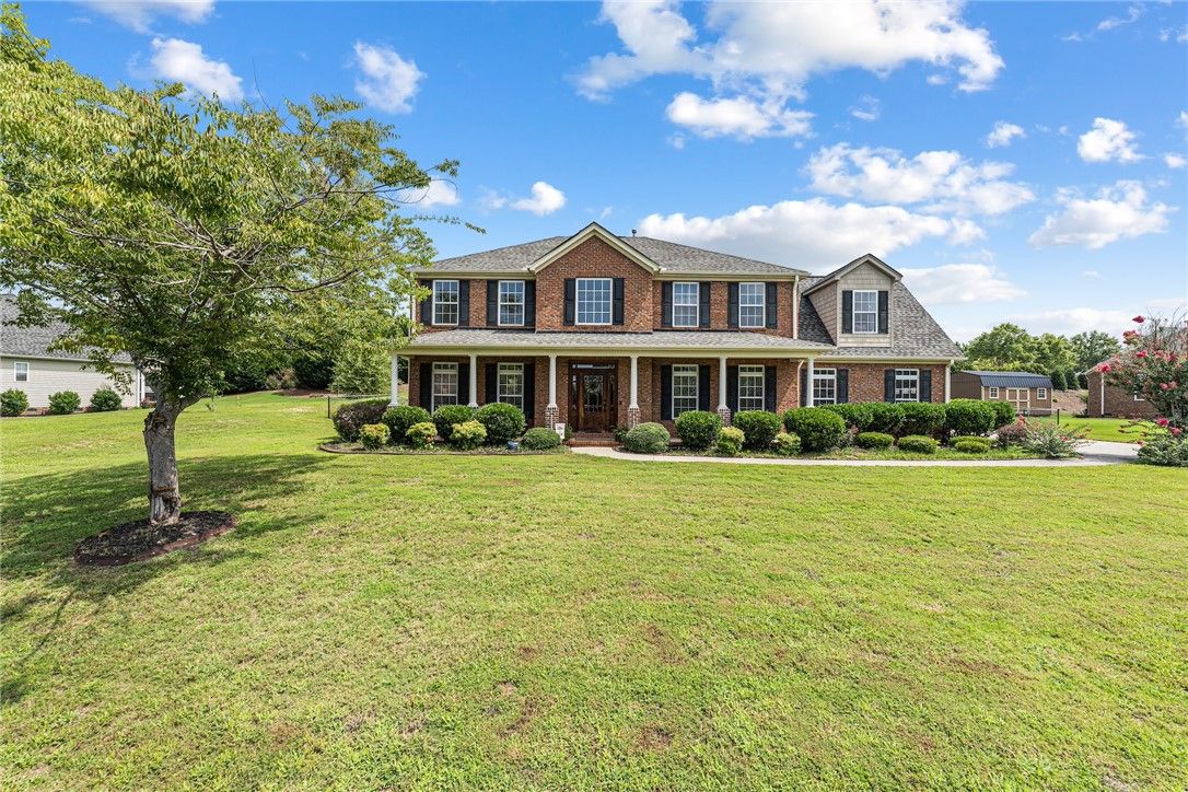Property image 2 at 109 Carnoustie Circle, Anderson, SC 29621