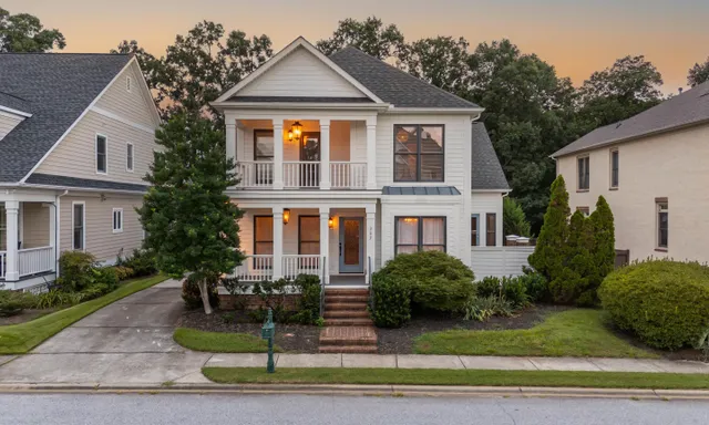 302 Newfort Place