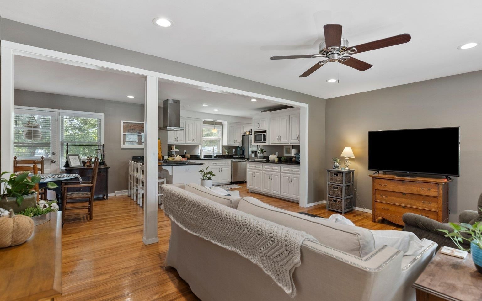 Property image 2 at 131 Biltmore Circle, Easley, SC 29642