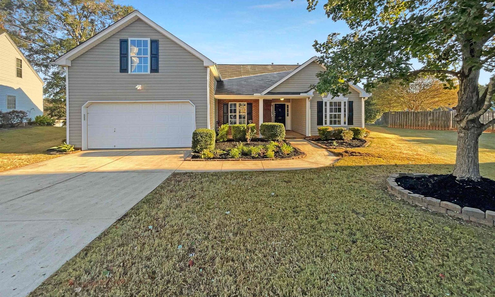 Property image 1 at 331 E Rustling Leaves Lane, Roebuck, SC 29376