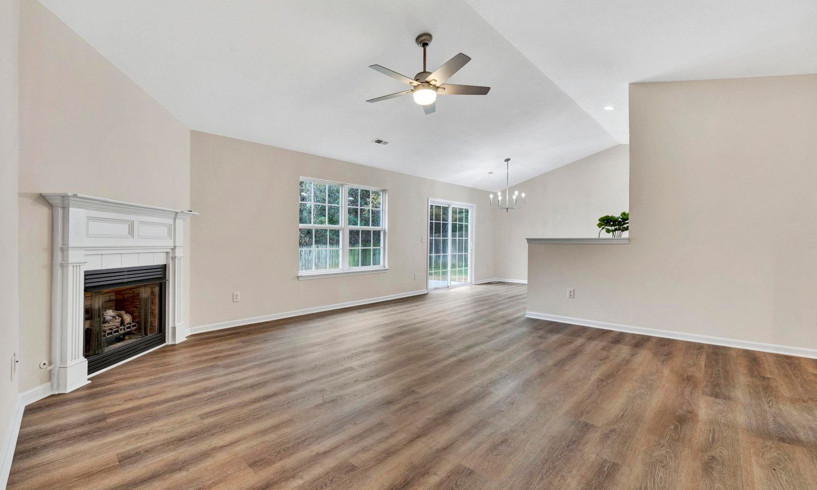 Property image 2 at 104 Alexan Drive, Simpsonville, SC 29681