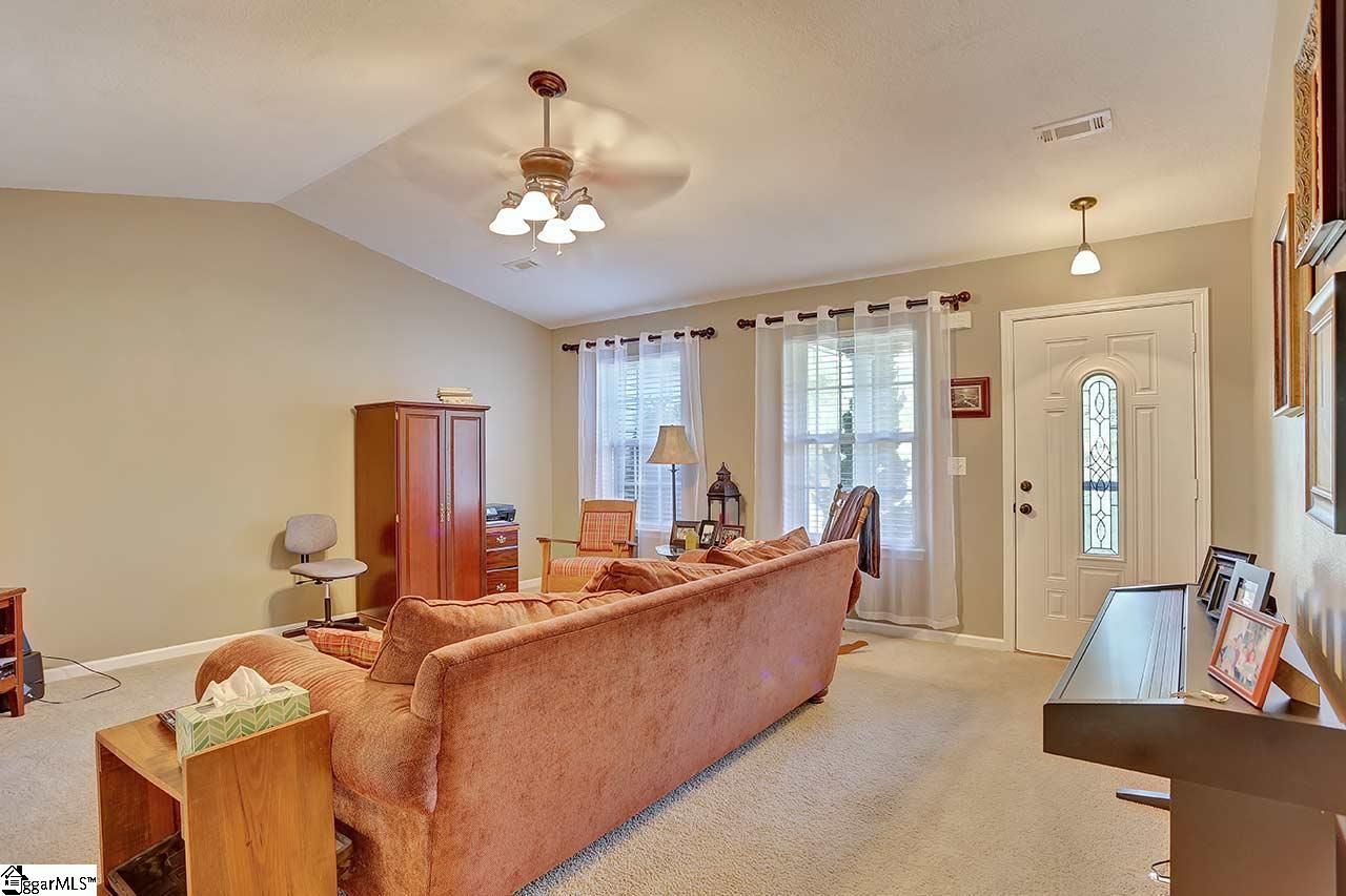 Property image 4 at 38 Raynes Court, Taylors, SC 29687