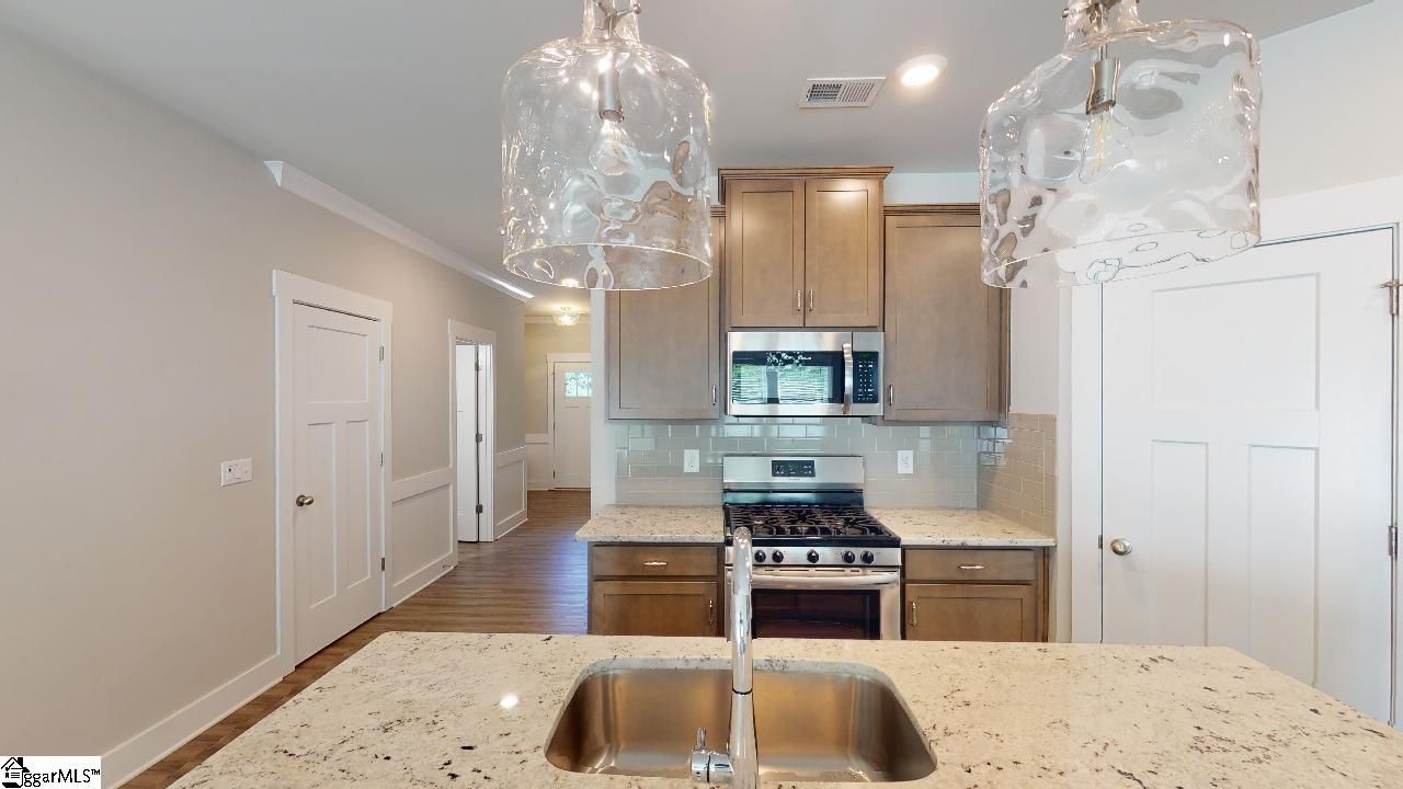 Property image 4 at 15 Grey Oak Trail, Greer, SC 29650