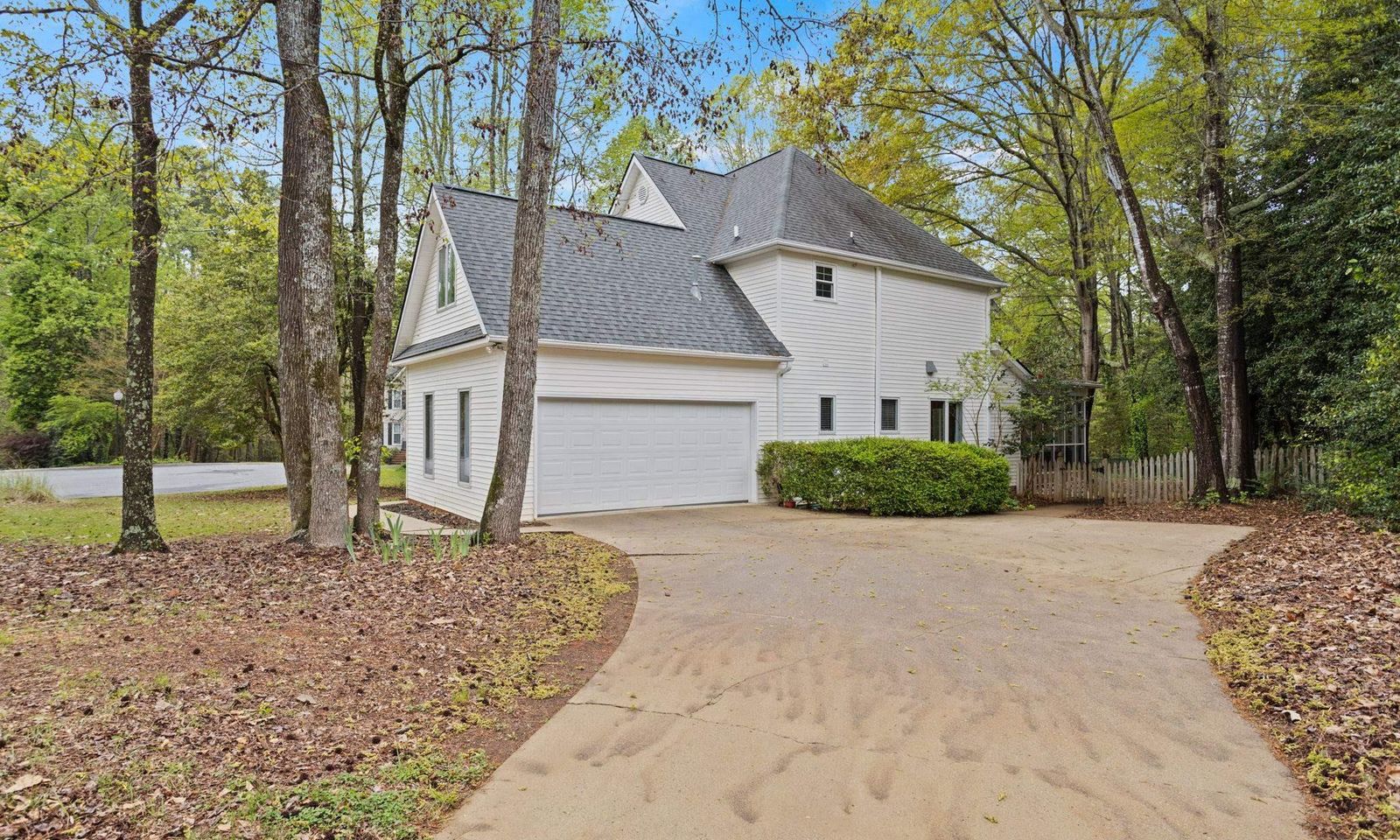 Property image 3 at 303 Shadow Oaks Drive, Easley, SC 29642