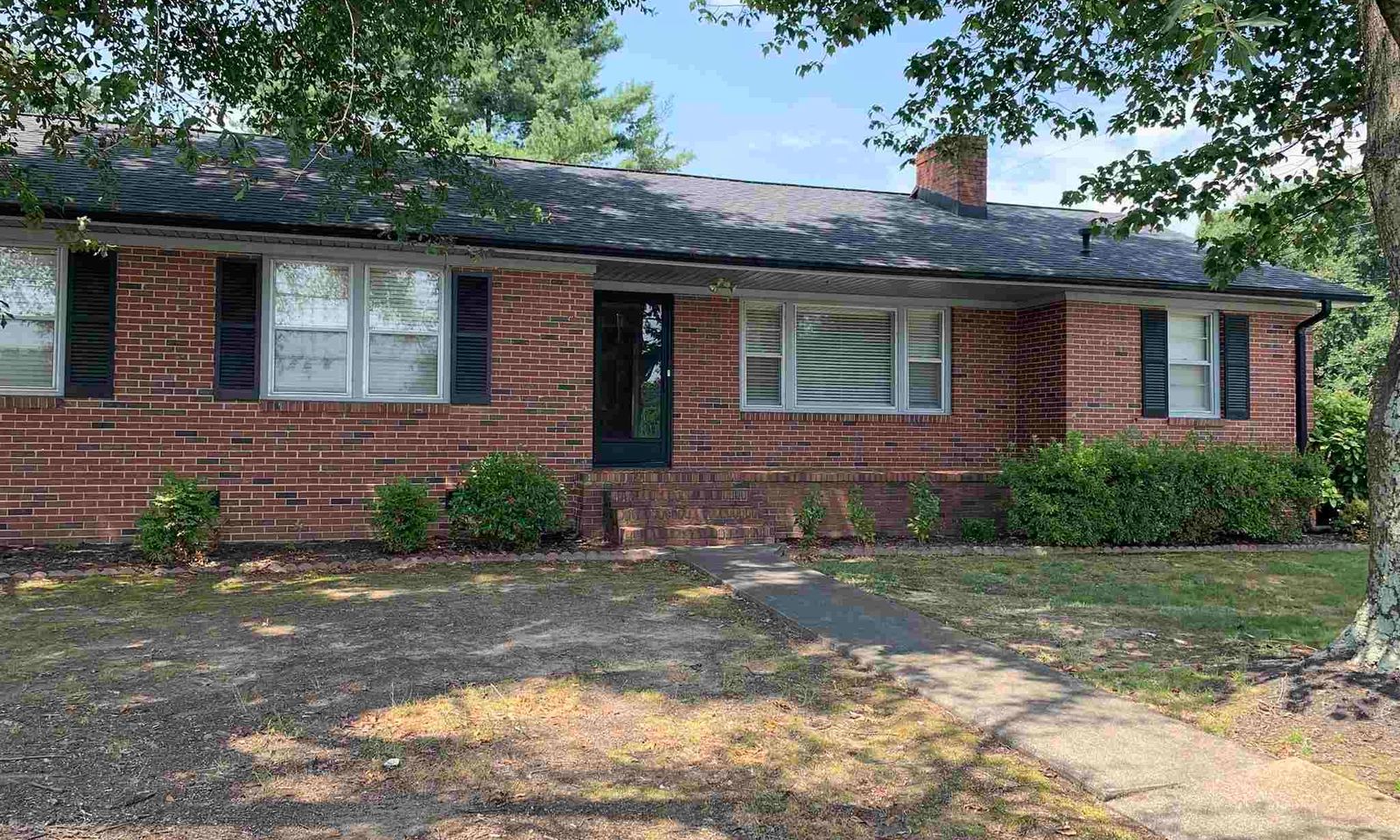 Main image of property at 107 Fairhaven Drive, Taylors, SC 29687