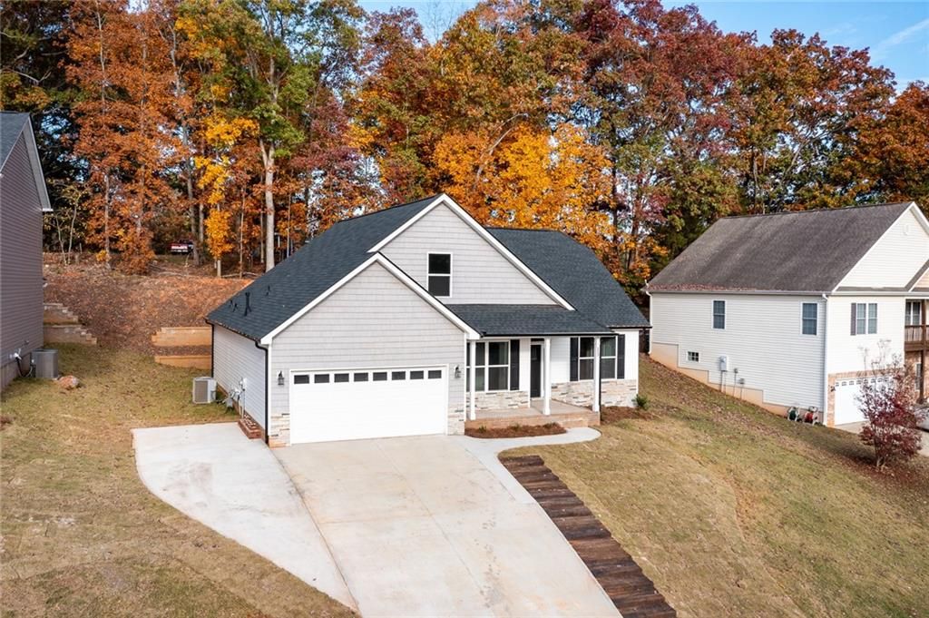 Property image 3 at 113 Falcons Landing, Anderson, SC 29625