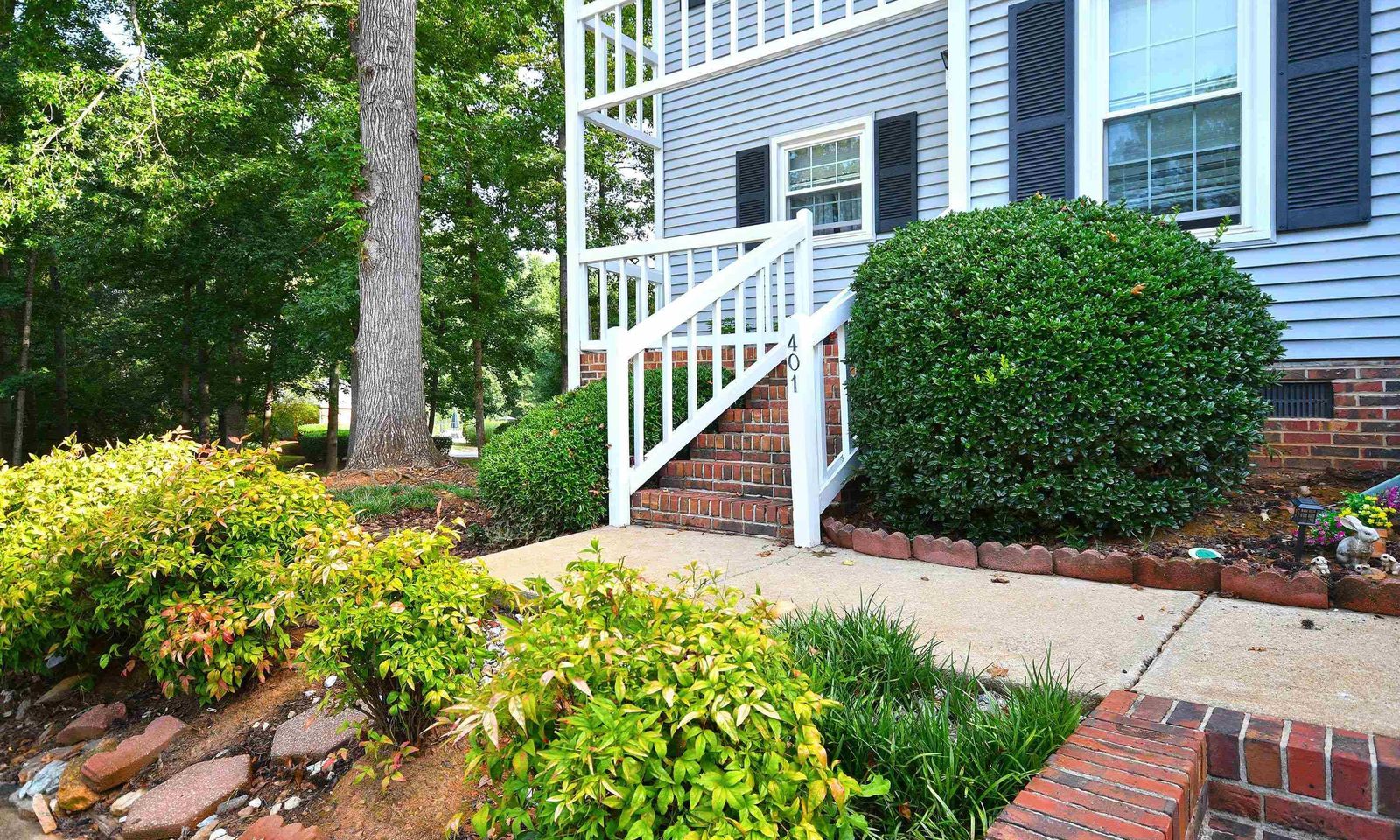 Property image 2 at 401 Queene Street, Mauldin, SC 29662