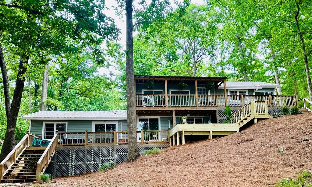 117 Woods Lane