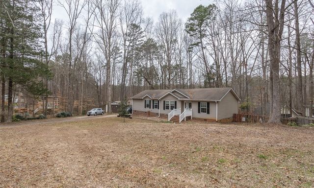 272 Lakeside Trail