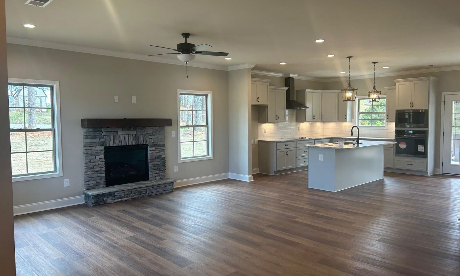 Property image 4 at 1 Oaktree Way, Taylors, SC 29687