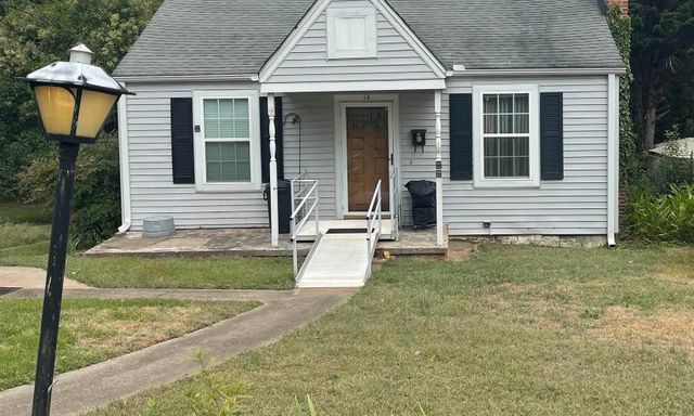 14 Hawthorne Lane