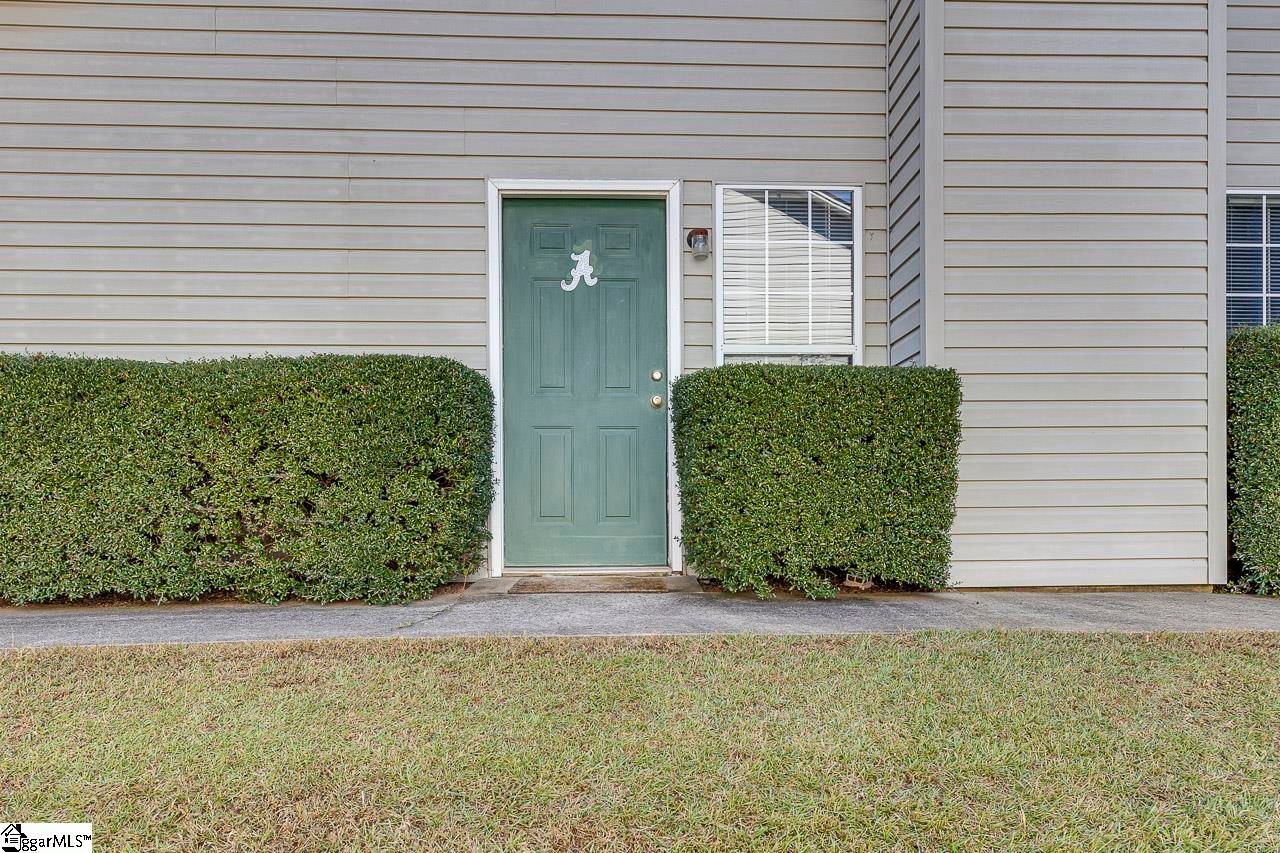Property image 3 at 10 B Spaniel Court, Greenville, SC 29607
