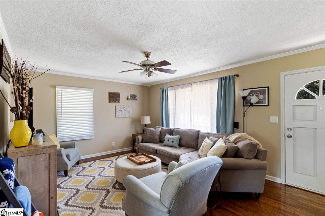 Property image 3 at 2 Yeoman Street, Greenville, SC 29605