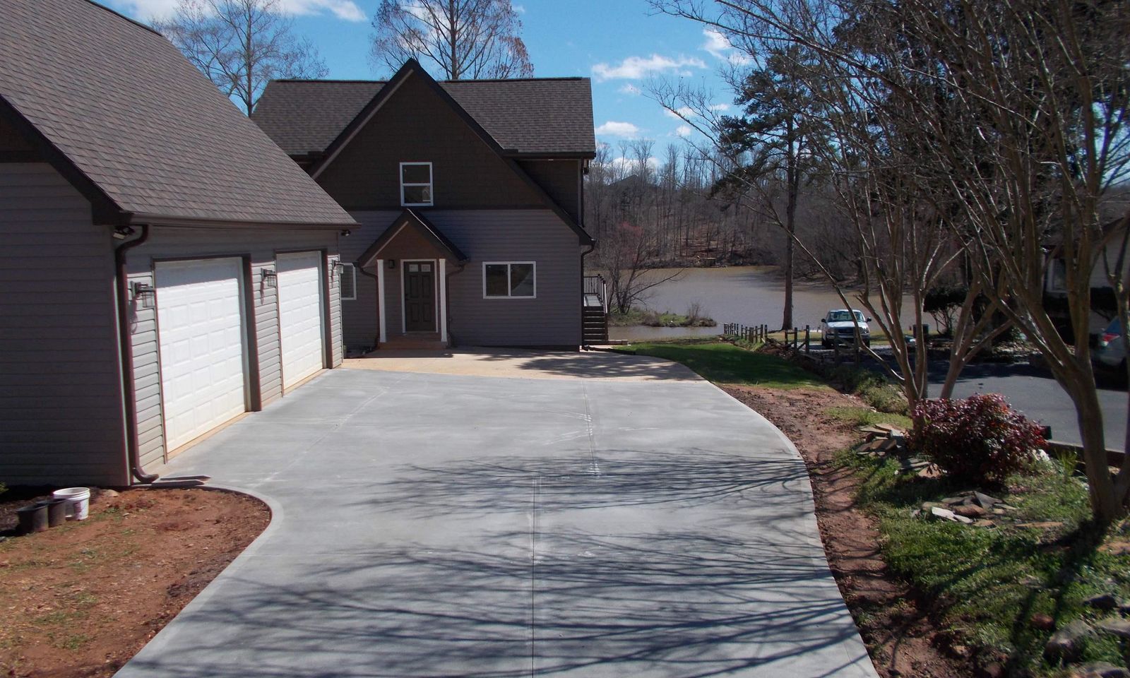 Property image 2 at 38 Harbor Drive, Greenville, SC 29611