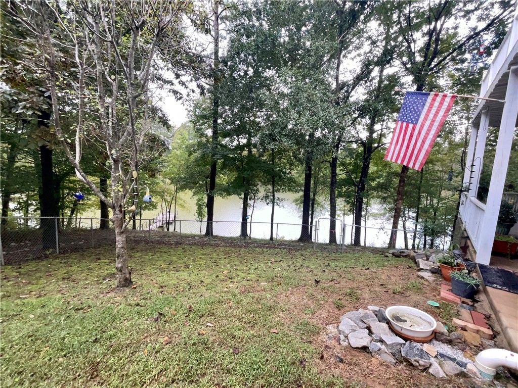 Property image 2 at 125 Lake Breeze Lane, Westminster, SC 29693