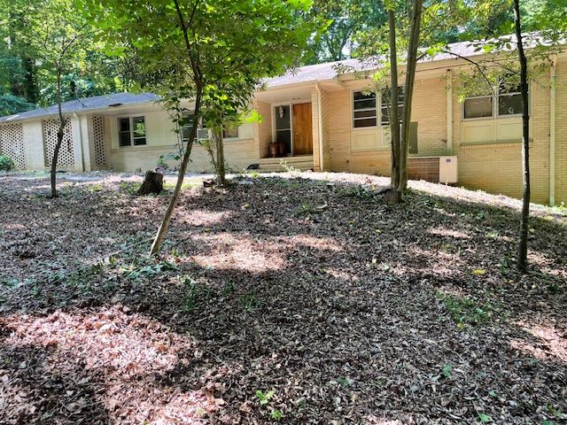 Main image of property at 327 Woodland Way, Clemson, SC 29631