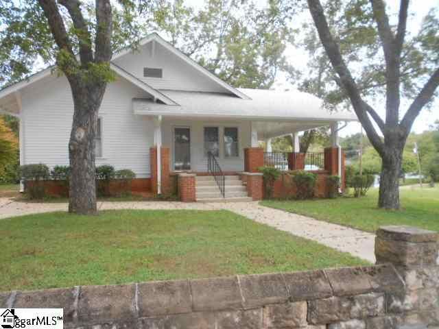 Main image of property at 635 N East Main Street, Easley, SC 29640