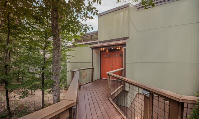 4 Hickory Ridge