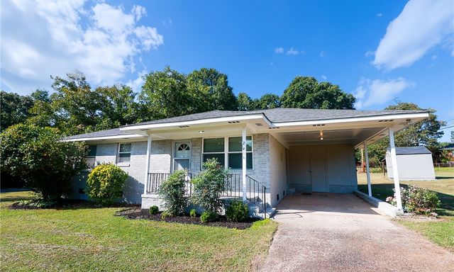 2804 Chestnut Drive
