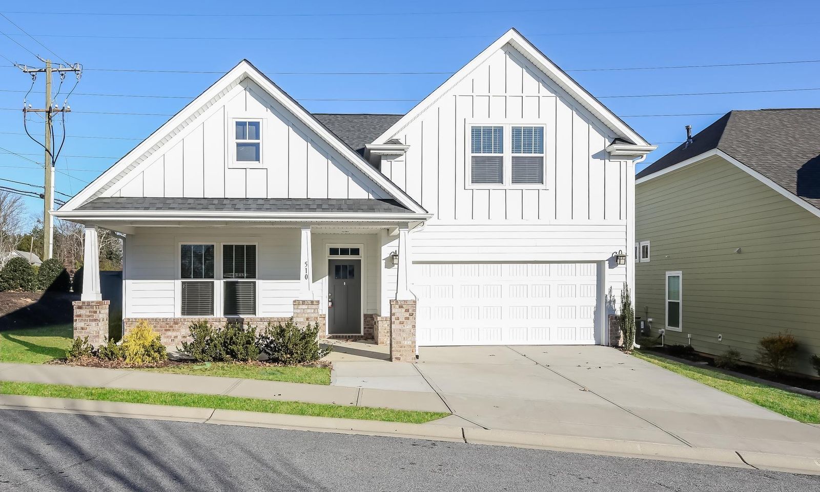 Main image of property at 510 Dewy Meadows Drive, Taylors, SC 29687