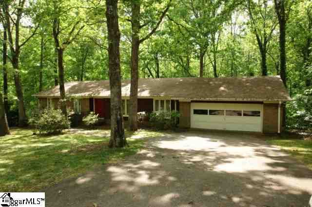 Main image of property at 101 Rosewood Drive, Taylors, SC 29687