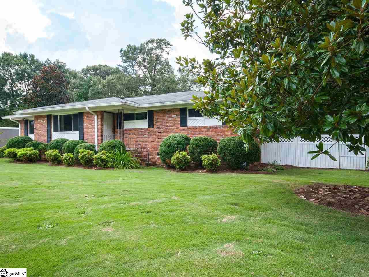 Property image 3 at 12 Ashwood Avenue, Greenville, SC 29607
