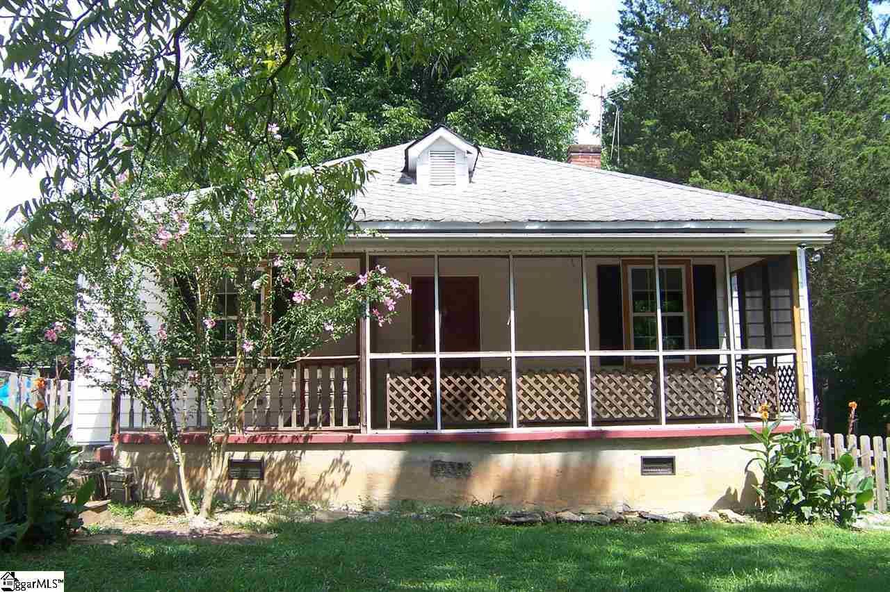 Property image 1 at 29 4th Avenue, Greenville, SC 29611